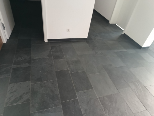 Naturschiefer-2.jpg